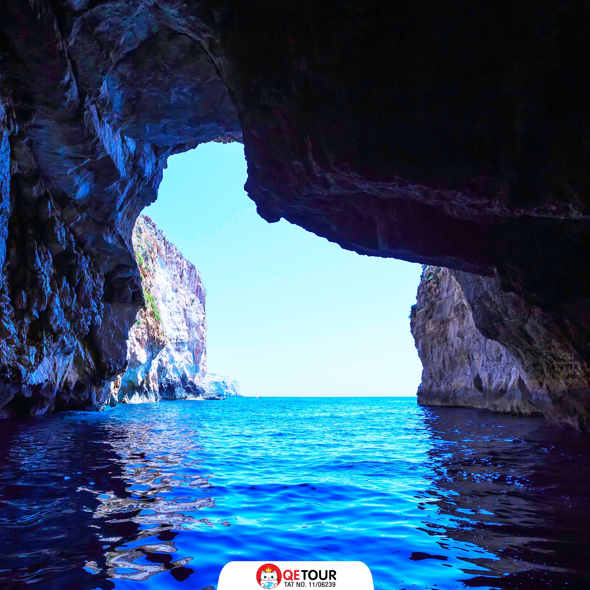 blue grotto italy