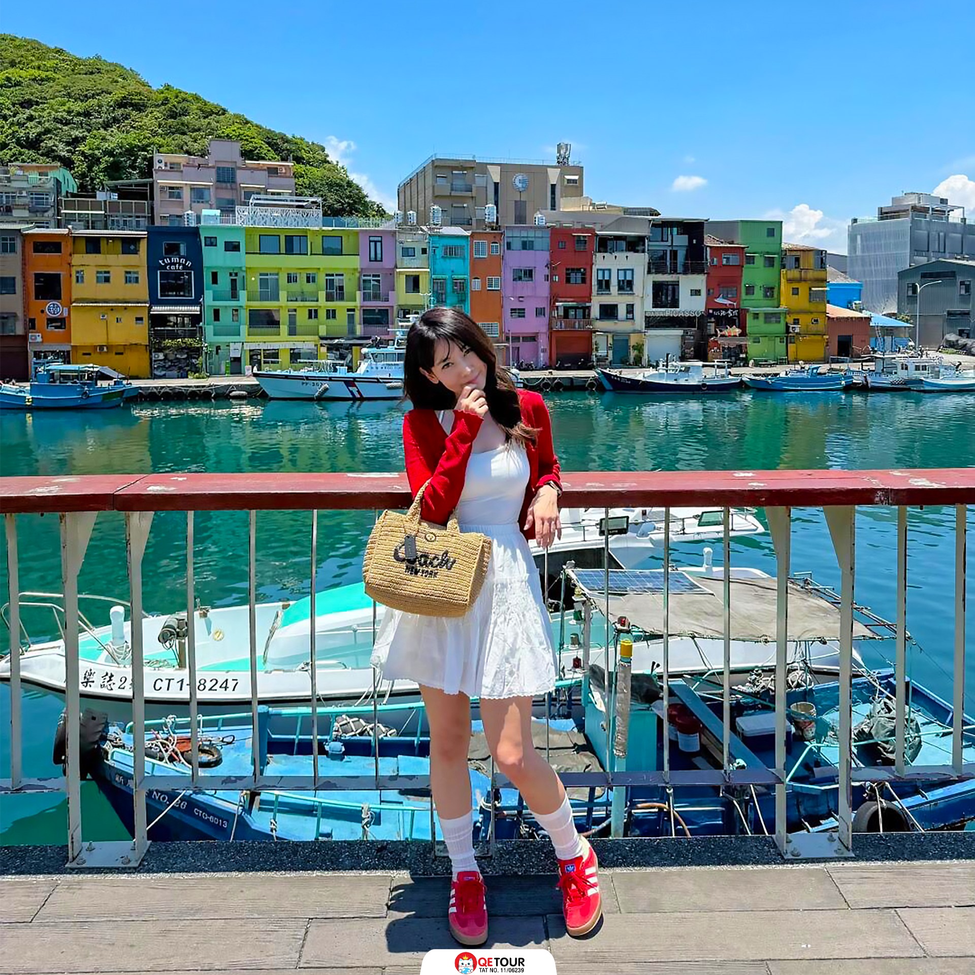 หมู่บ้านชาวประมงหลากสีจีหลง แลนด์มาร์กสุดคิ้วท์ริมทะเล ฟีลเวนิส ถ่ายรูปเพลิน บรรยากาศชิล สีสันสดใส ไม่ควรพลาด